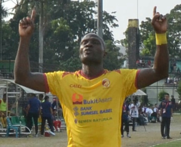 Mundurnya Bek Naturalisasi dari Sriwijaya FC Penuh Tanda Tanya, Sang Pemain dan Pelatih Angkat Bicara