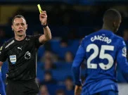 Kena Akumulasi Kartu, Moises Caicedo Absen pada Laga Manchester City vs Chelsea