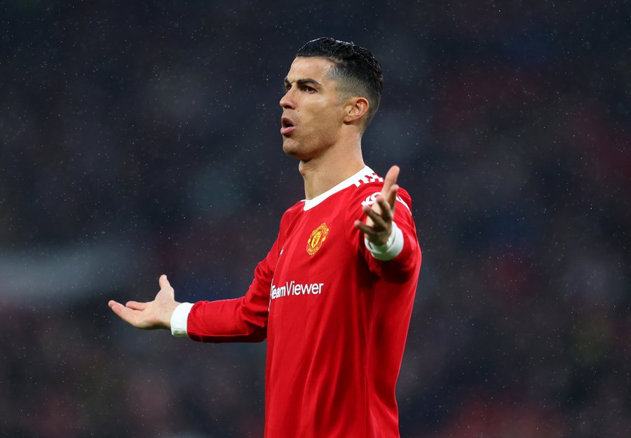 Barcelona Ditawari Rekrut Cristiano Ronaldo