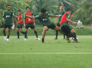 Indra Sjafri Puji Kualitas Lapangan Tempat TC Timnas Indonesia U-23 di Yogyakarta