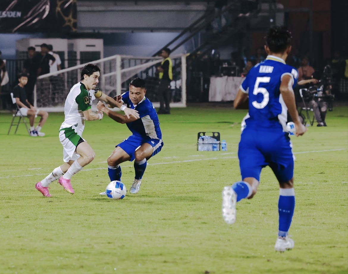 Persib Bandung vs Persebaya Surabaya. (Media Piala Presiden 2026)