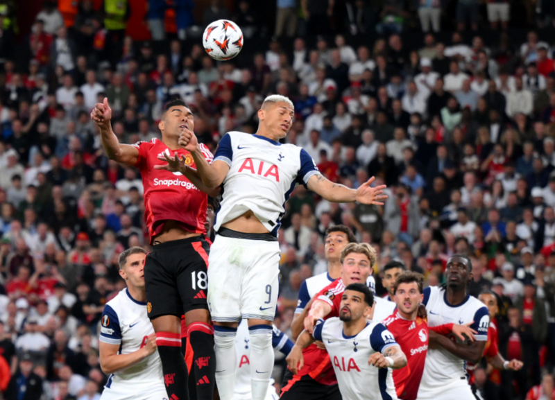 Kalah 1-0 Kontra Tottenham Hotspur, Manchester United Gagal Juara