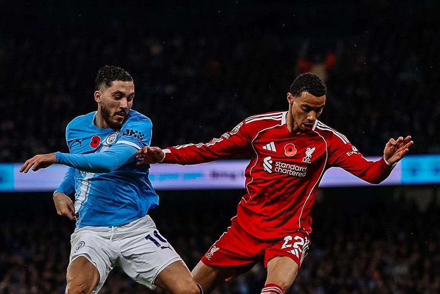 Legenda Manchester United Klaim Liverpool Sudah Keluar dari Daftar Kandidat Juara