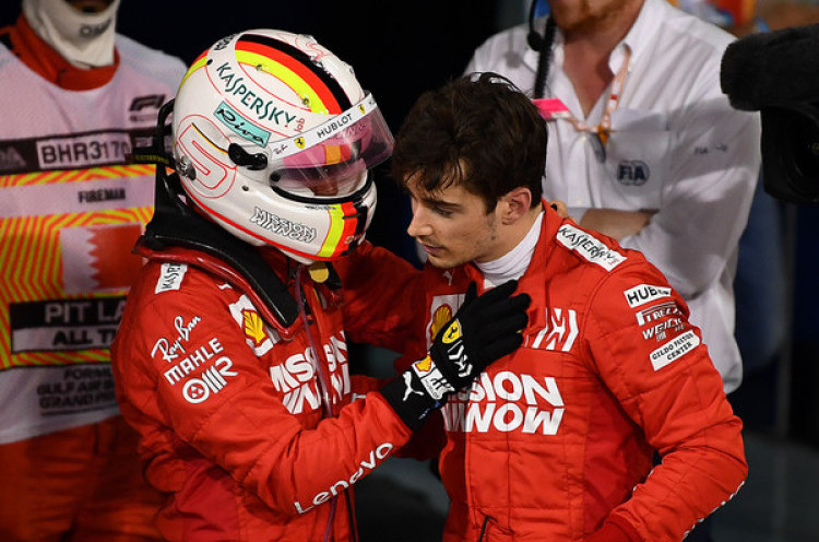 Ferrari Buat Kesalahan Lagi: Charles Leclerc Tidak Tahu Sebastian Vettel Dapat Penalti 