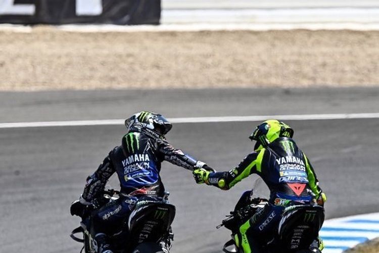 Maverick Vinales Sempat Kehabisan Napas Mengejar Valentino Rossi