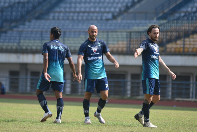 Rentetan Hasil Seri Hadirkan Kekesalan, Gelandang Persib Mohammed Rashid Merespons