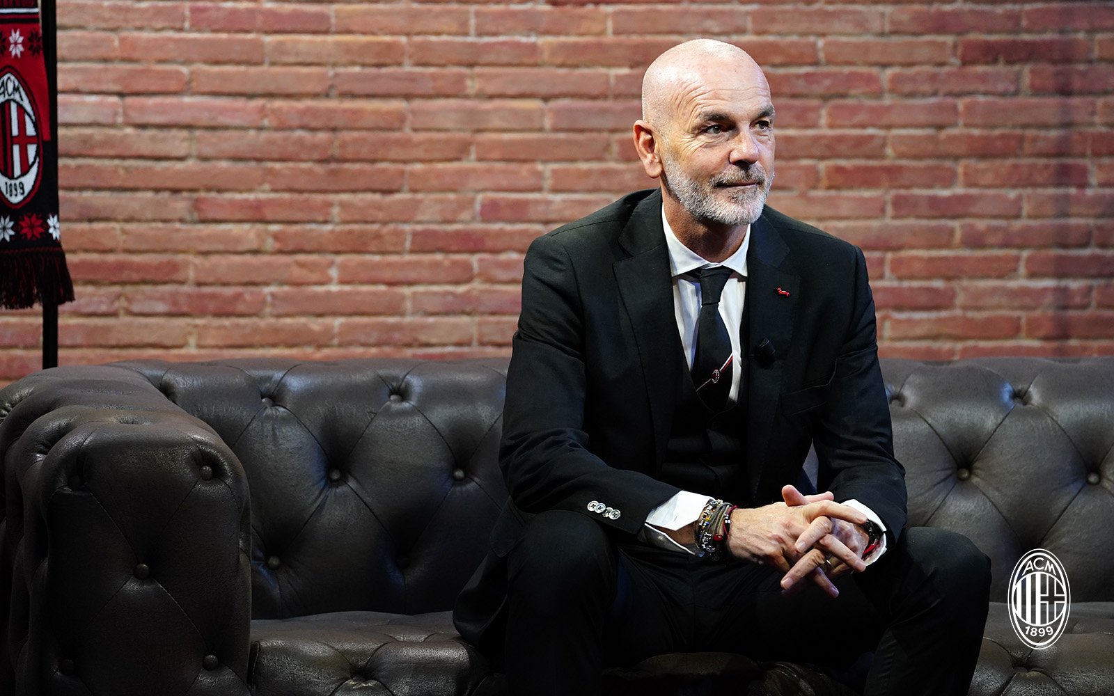 Teken Kontrak Baru, Pioli Ucap Janji Suci untuk Milan