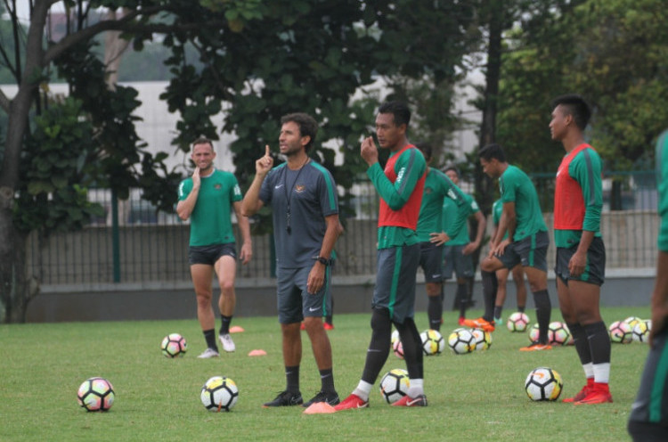 Pesan Penting Luis Milla Saat Timnas Indonesia U-23 Menghadapi Singapura