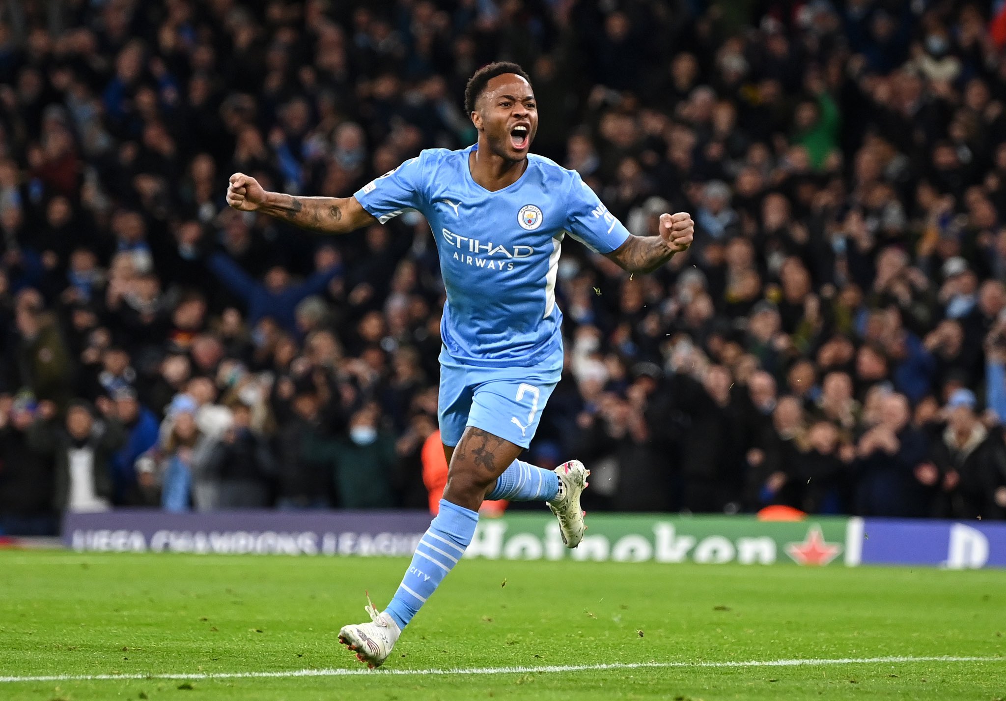 Raheem Sterling Bikin Manchester City Galau