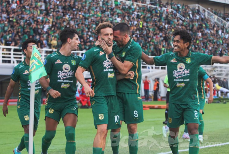 Ambisi Bangkit Persebaya di Kandang Barito Putera