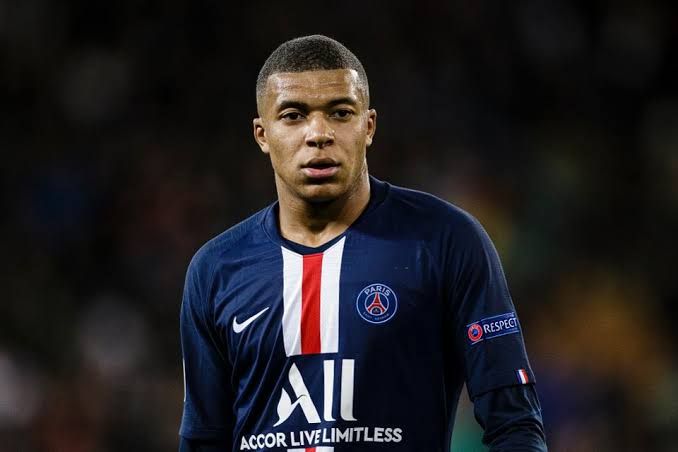 Kylian Mbappe Ditantang Tinggalkan PSG