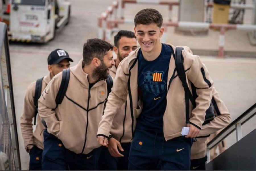 Gelandang Barcelona Rayakan Kekalahan Real Madrid