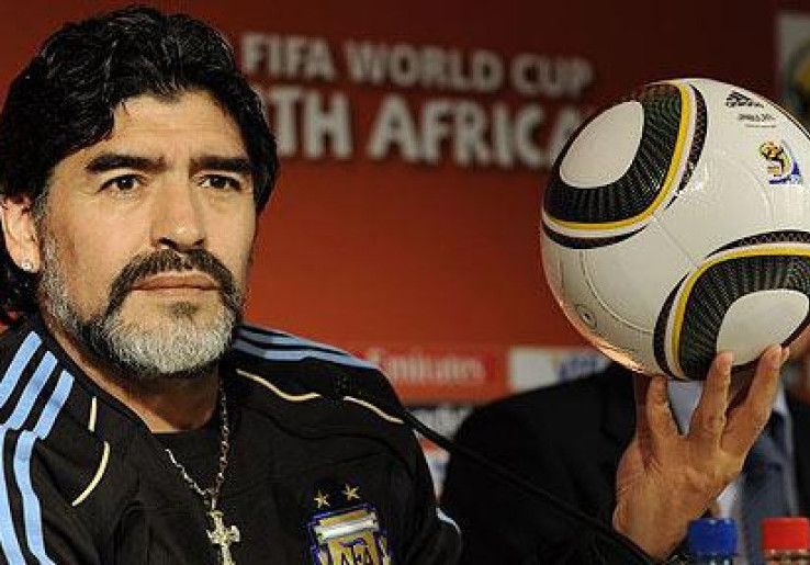 Video Maradona Lakukan Juggling Jeruk