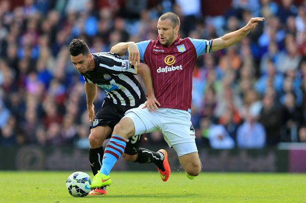 Inter dan AC Milan Tertarik Dapatkan Ron Vlaar