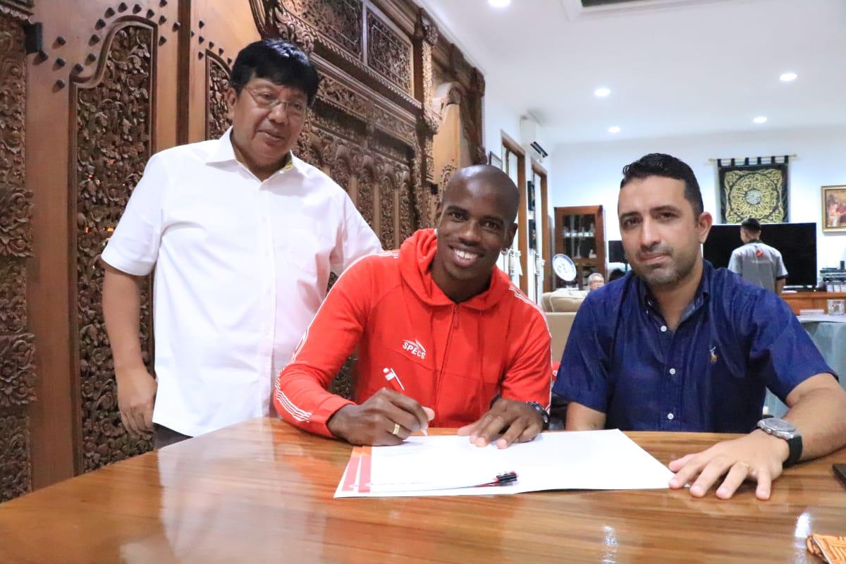 Kisah Pahit Neguete di Klub Iran Foolad FC Sebelum Resmi ke Persija Jakarta