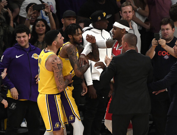Berkelahi di Lapangan, Bintang Rockets dan Lakers Terancam Sanksi