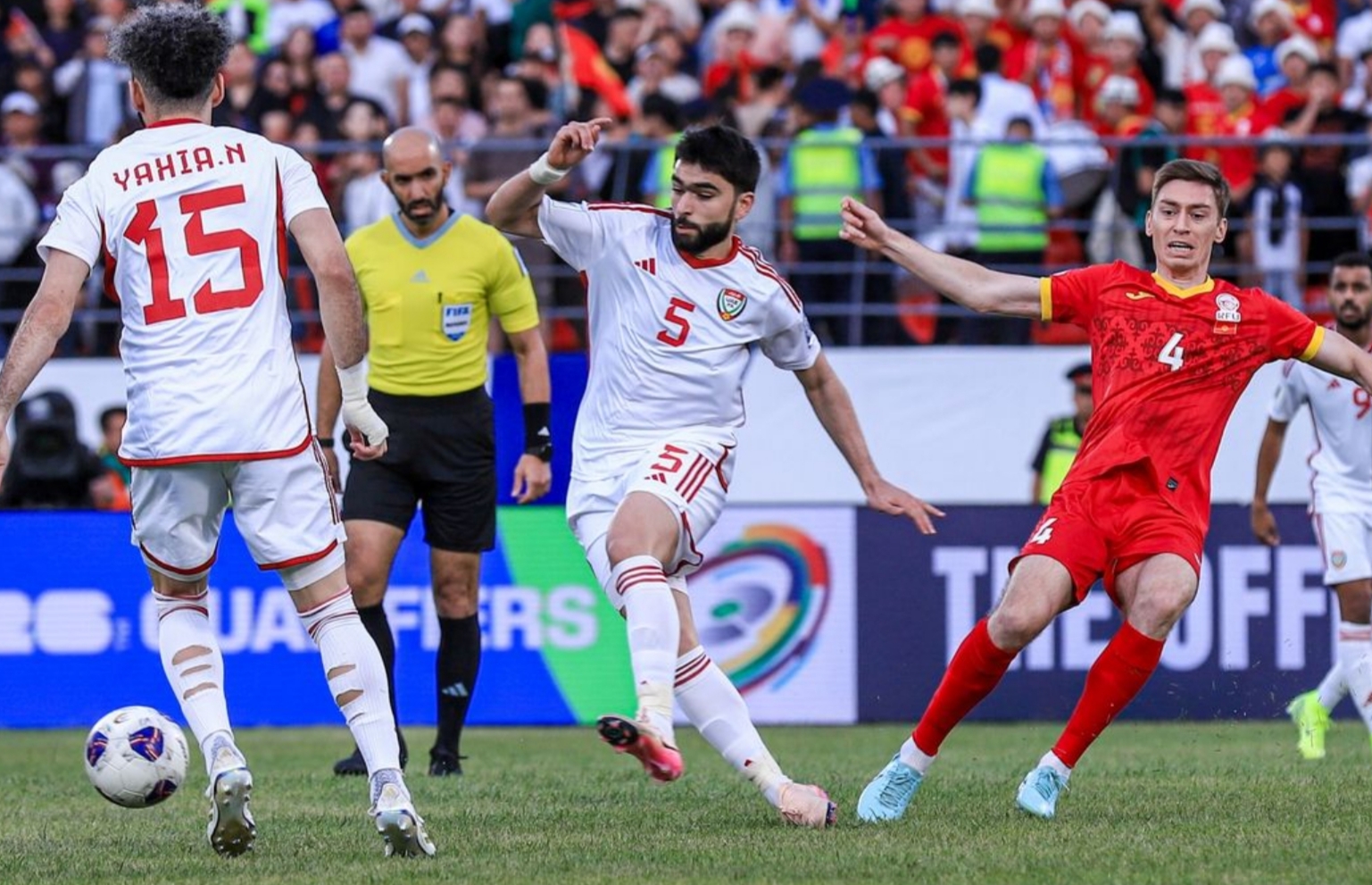 Profil Ahmad Al Ali, Wasit Laga Arab Saudi Vs Timnas Indonesia yang Pernah Beri Kartu Kuning kepada Shin Tae-yong