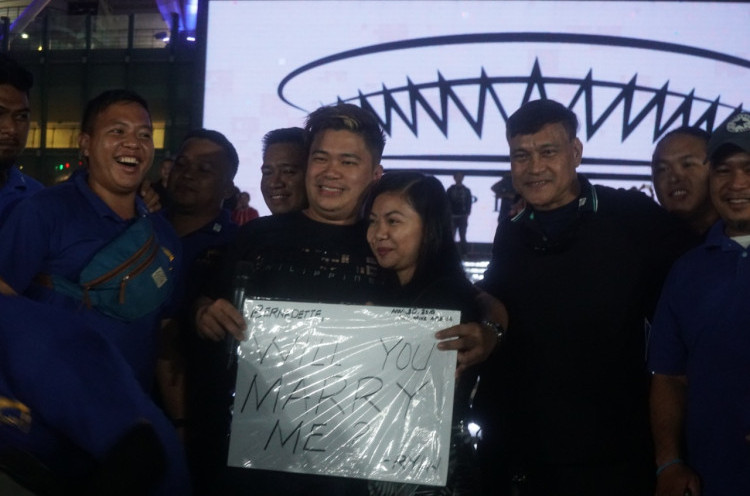 Pasangan Filipina Mengikat Janji Suci di Seremoni Pembukaan SEA Games 2019