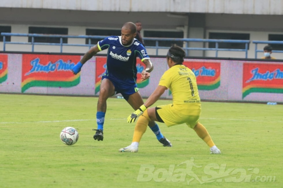Kalahkan PSIS, Beban Persib Bandung Berkurang