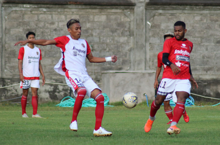 Fadil Sausu Tegaskan Target Bali United di Markas Barito Putera