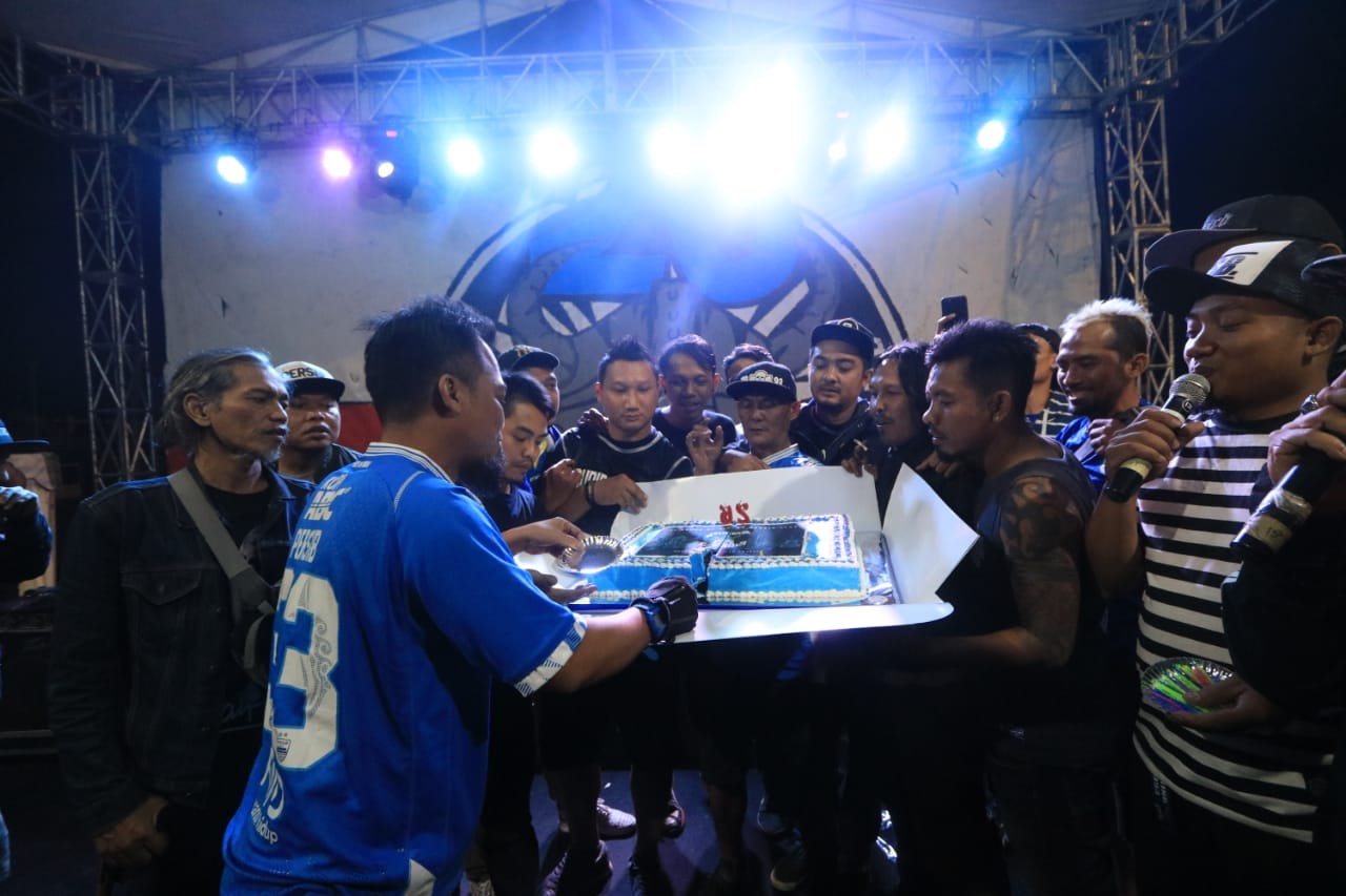 Harapan Viking Persib Club pada HUT ke-26: Singgung Perdamaian dengan Jakmania