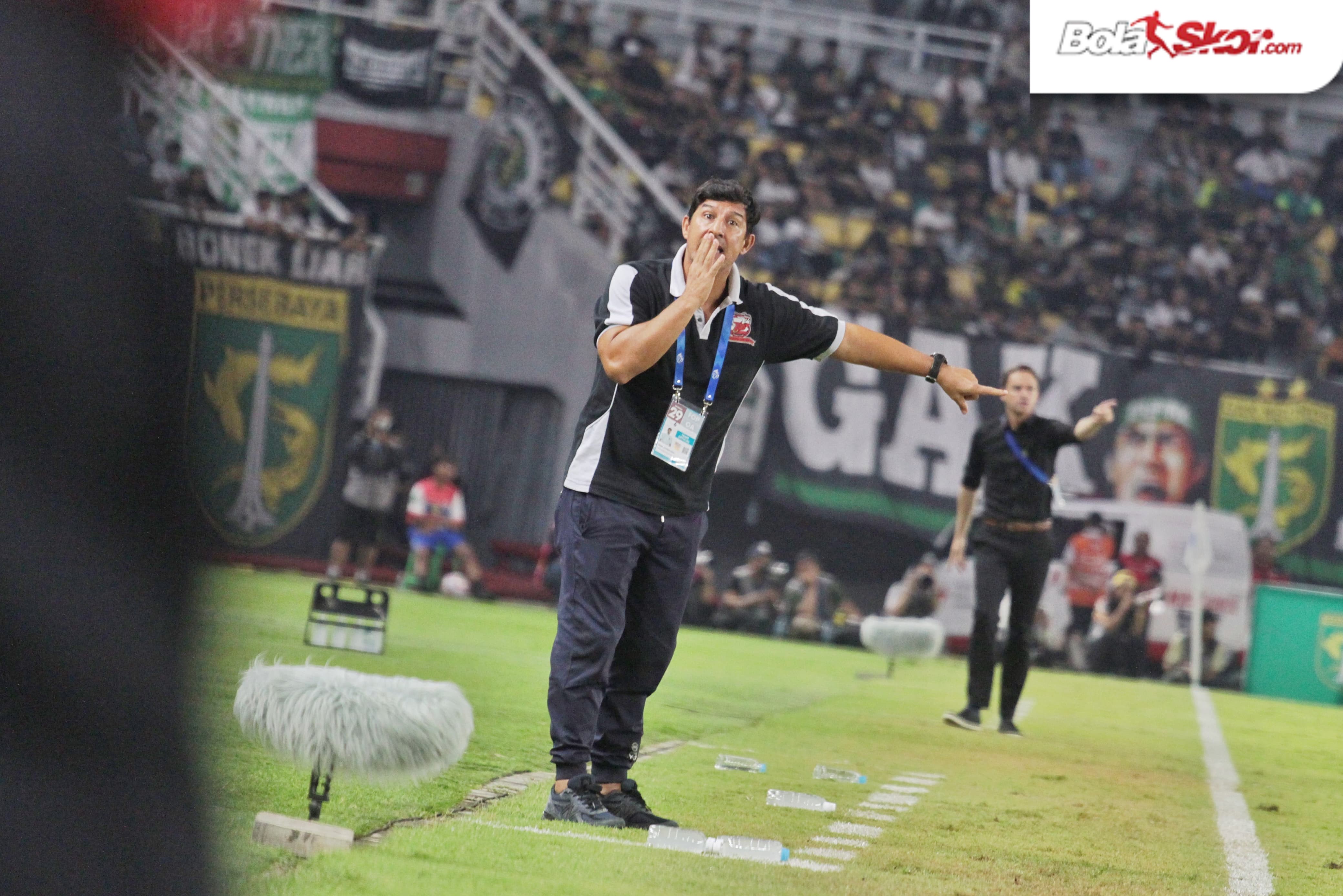 Madura United Nilai Angel Alfredo Vera Layak Masuk Calon Pelatih Terbaik Liga 1