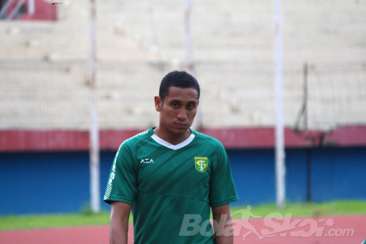 Bek Persebaya Sukses Jalani Operasi Lutut