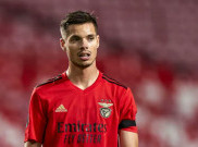 Sadar Duitnya Kurang, Milan Tidak Tertarik Boyong Julian Weigl