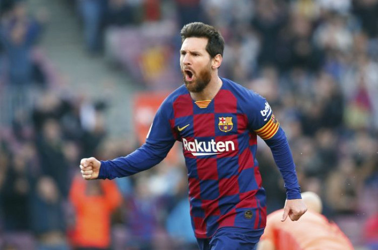 Lionel Messi dengan Terpaksa Putuskan Bertahan di Barcelona