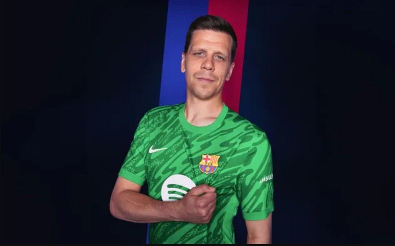 Ada Peran Robert Lewandowski di Balik Gabungnya Wojciech Szczesny ke Barcelona