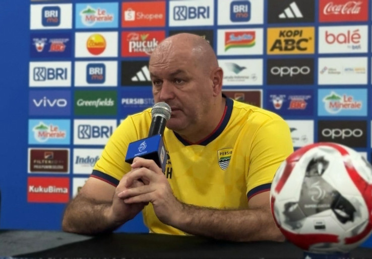 Kelelahan, Bojan Hodak Rotasi Pemain Persib saat Hadapi Persis Solo