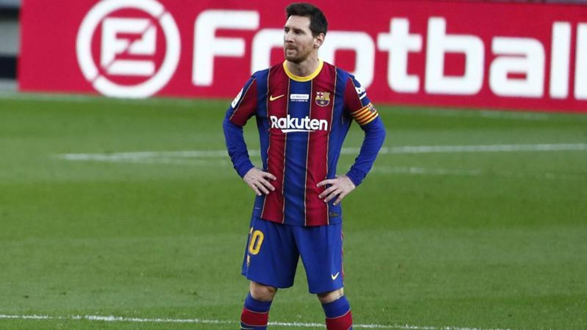 Rekornya Disamai, Pele Singgung Kesetiaan Messi bersama Barcelona