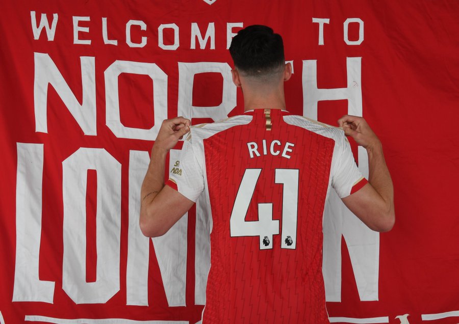 Rekap Transfer: Arsenal Resmikan Declan Rice, Inter Lupakan Romelu Lukaku