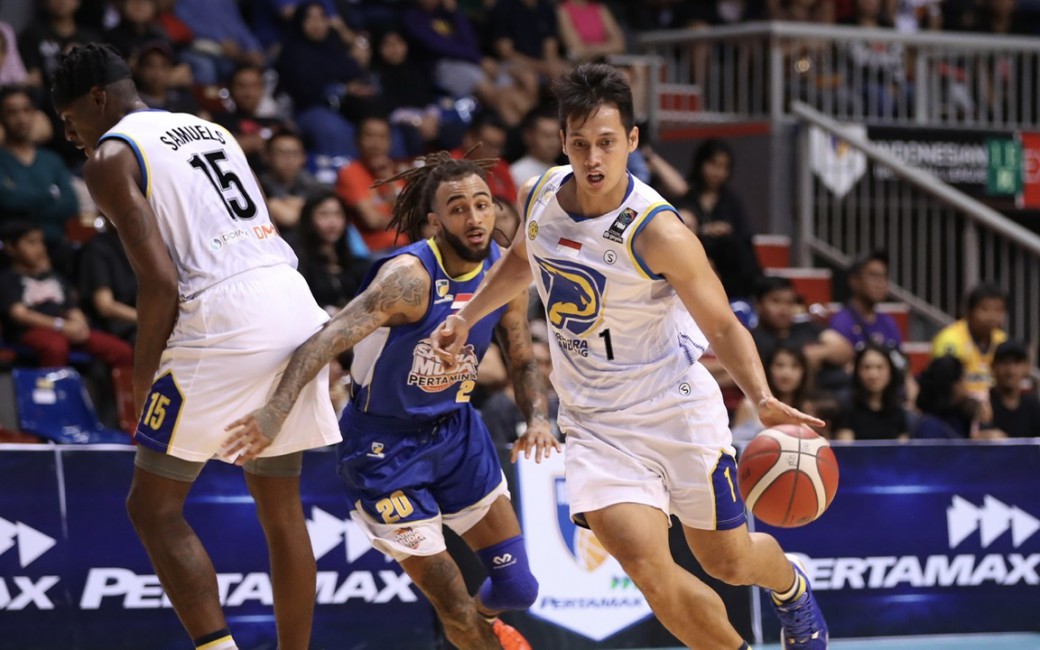Suka atau Tidak, Pebasket IBL Harus Berani Ambil Risiko