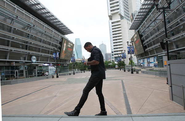 Patrick Kluivert Anggap Barcelona Unggul dari Real Madrid