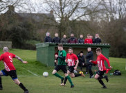 Saat Premier League Vakum, Penonton Kompetisi Amatir Melonjak