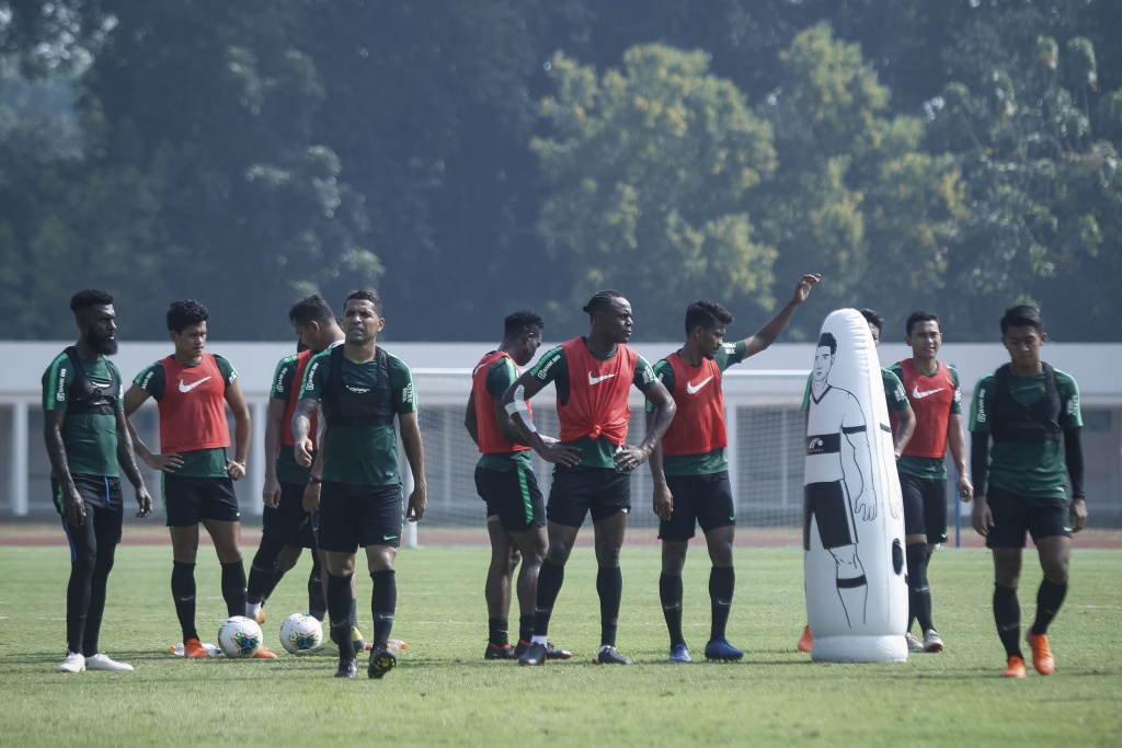 Tekanan Lebih Sedikit, Simon McMenemy Sebut Mentalitas Timnas Indonesia Sudah Membaik