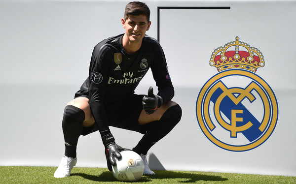 Real Madrid Bakal Lepas Dua Kiper