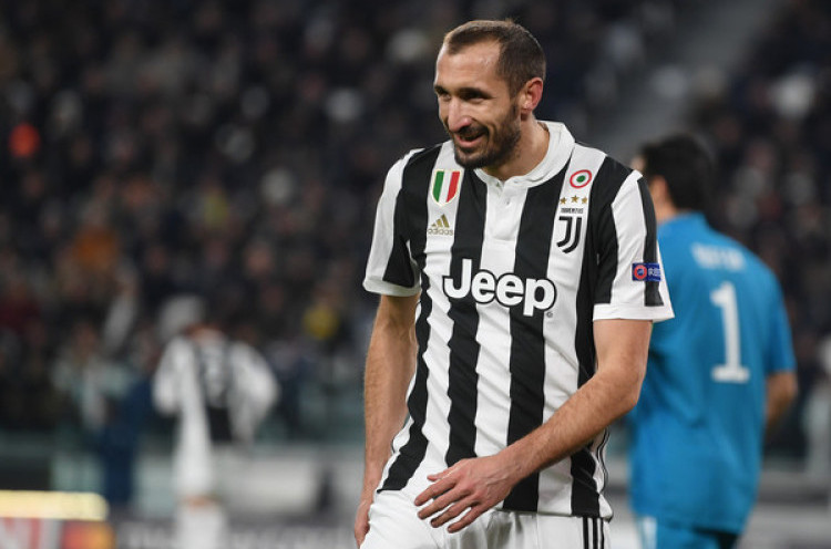 Bek Juventus Sebut Napoli Terlalu Jemawa