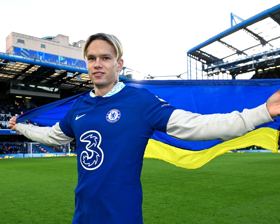 Resmi Jadi Amunisi Baru Chelsea, Mykhaylo Mudryk Kibarkan Bendera Ukraina di Stamford Bridge