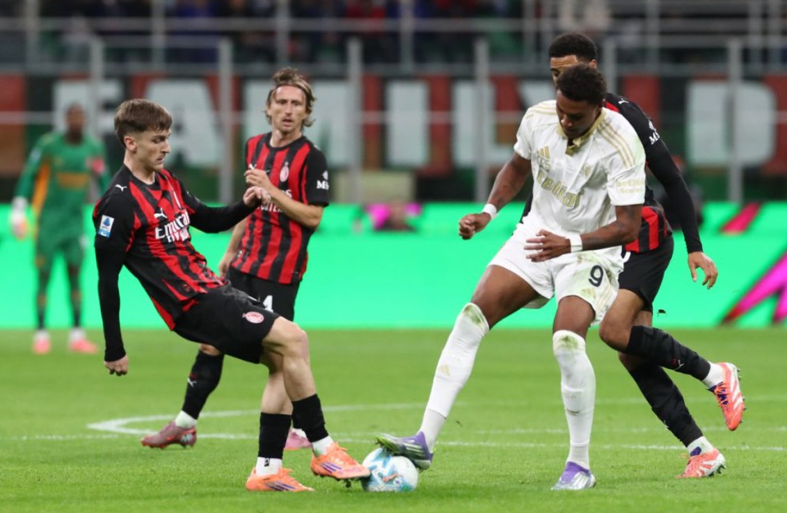 Kembali Gagal Kalahkan Tim Promosi, Legenda AC Milan Beri Peringatan