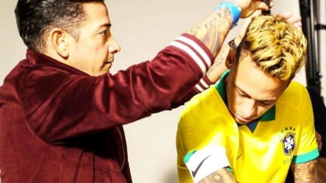 Penggawa Timnas Brasil Dukung Neymar Kembali ke Barcelona