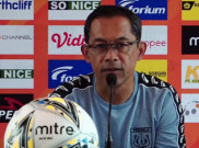 Aji Santoso Akui Persela Sempat Kewalahan Hadang Persipura