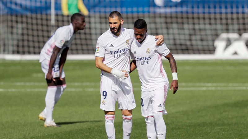 Ledek Vinicius Junior, Karim Benzema Akhirnya Meminta Maaf