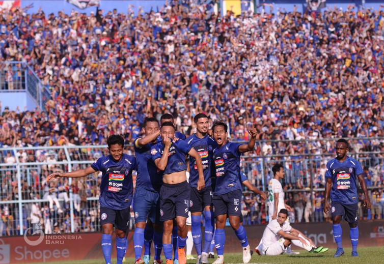 Agil Munawar Enggan Kehilangan Tempat Reguler di Arema FC