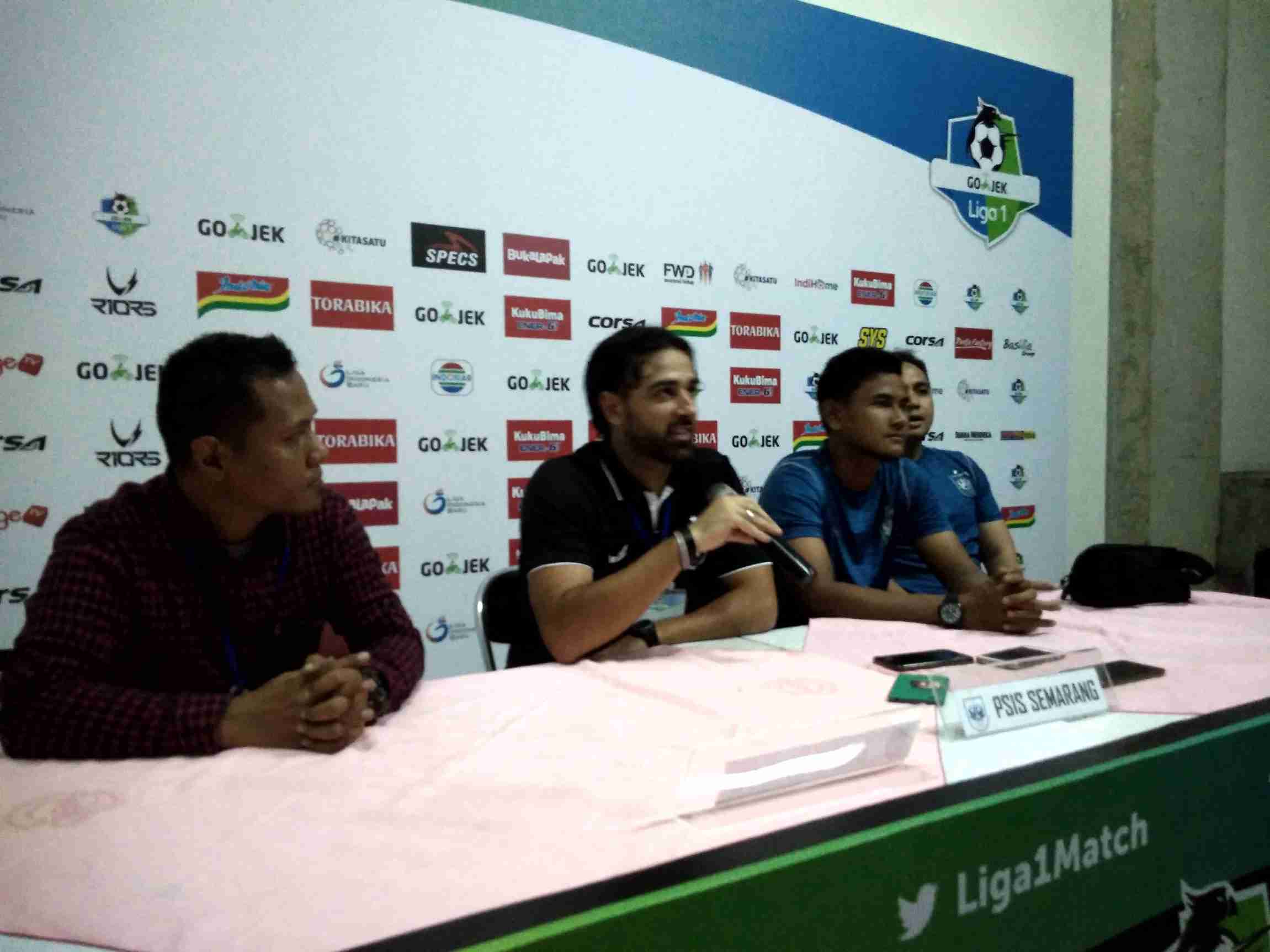 PSIS Imbang Kontra Bali United, Ini Kata Vincenzo Anesse