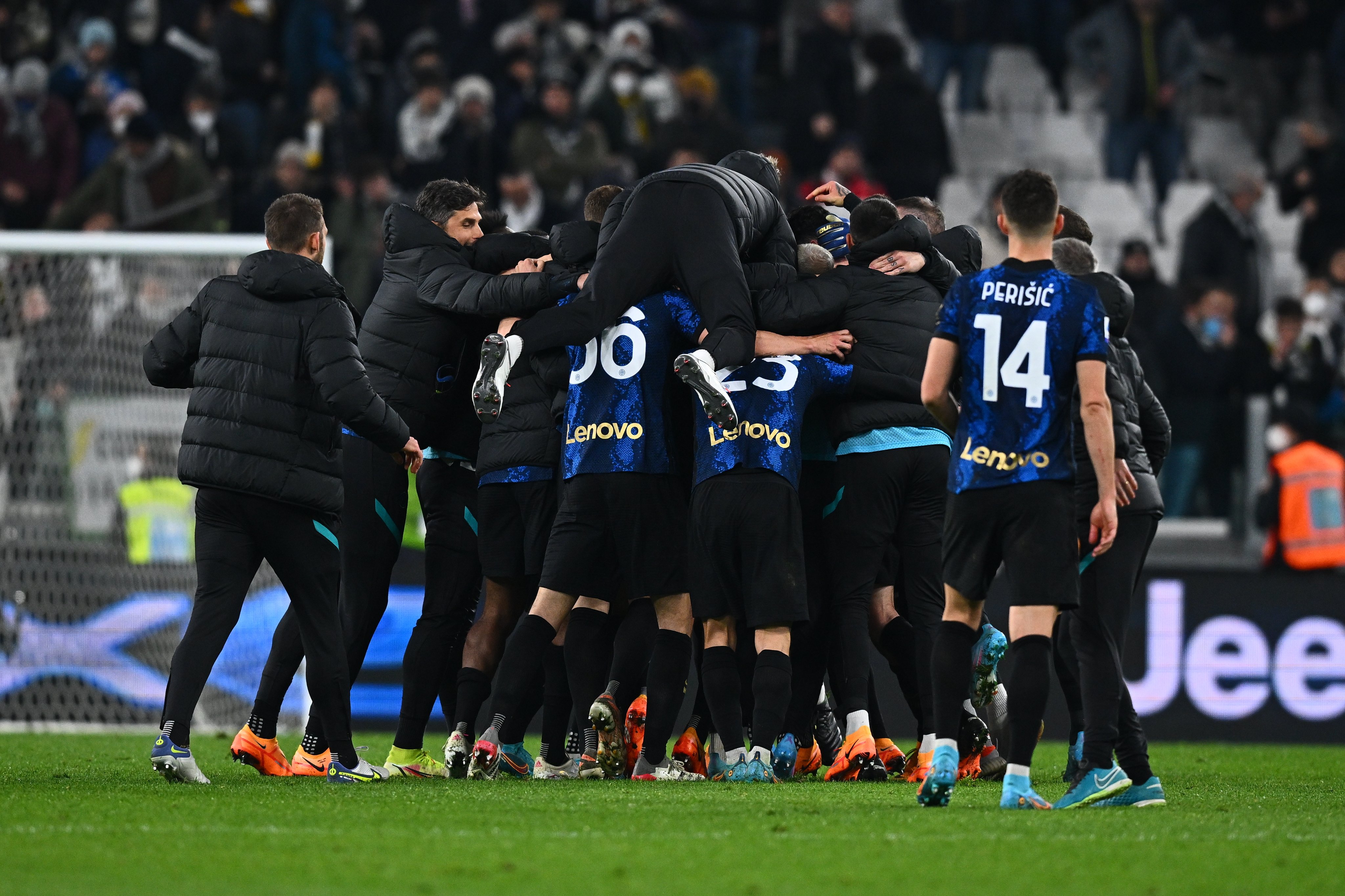 Hasil Pertandingan: Inter Permalukan Juventus, Barcelona Tembus Dua Besar