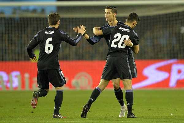 Kalahkan Malaga, Madrid Selangkah Lagi Juara La Liga