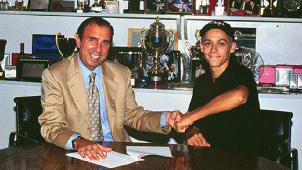 Valentino Rossi Sempat Terbantu Nama Besar Sang Ayah
