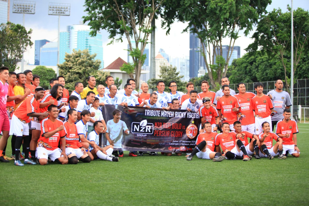 Legenda Arema dan Persija Gelar Tribute untuk Ricky Yacobi